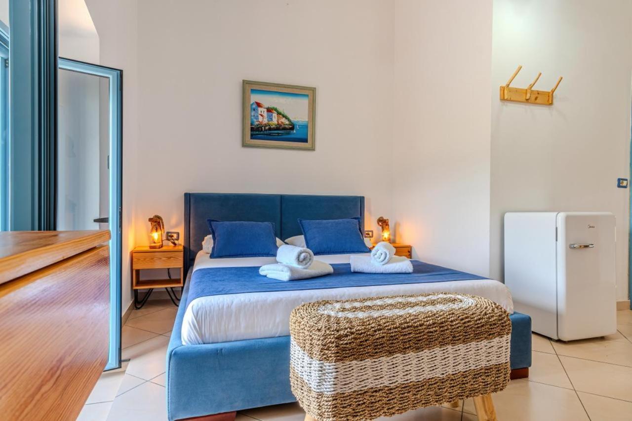 Alex Boutique Hotel Himare Esterno foto