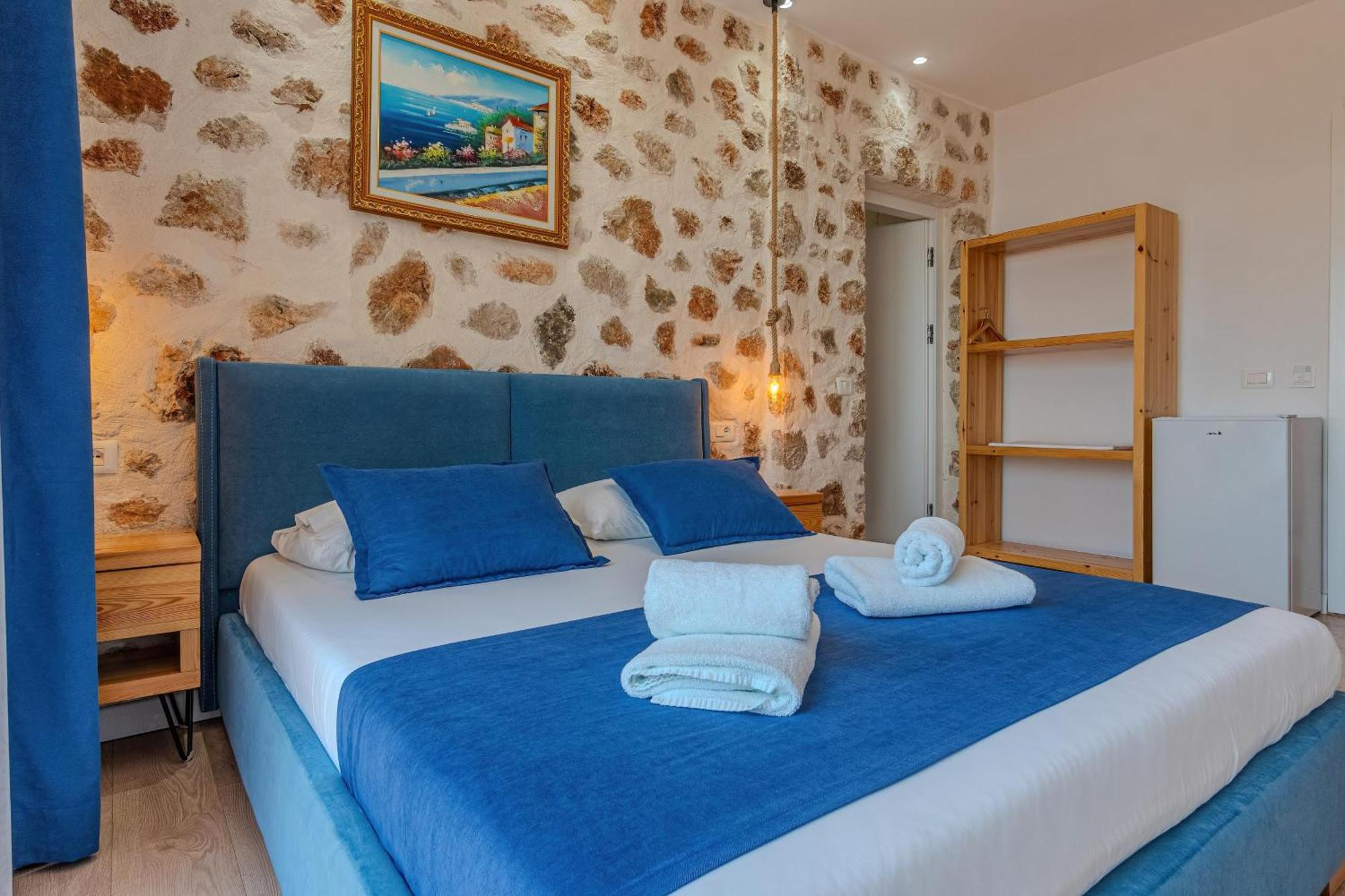 Alex Boutique Hotel Himare Esterno foto