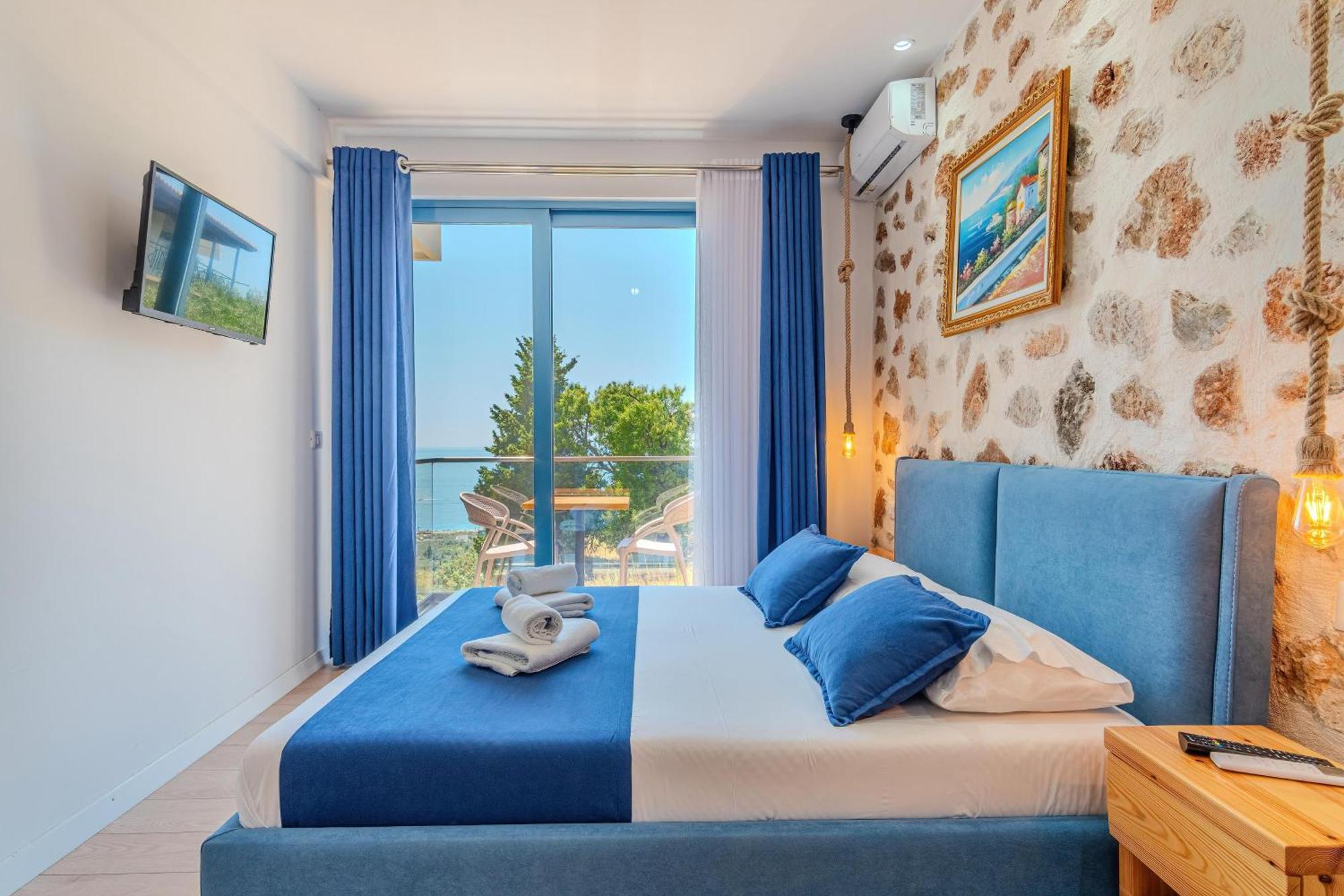 Alex Boutique Hotel Himare Esterno foto