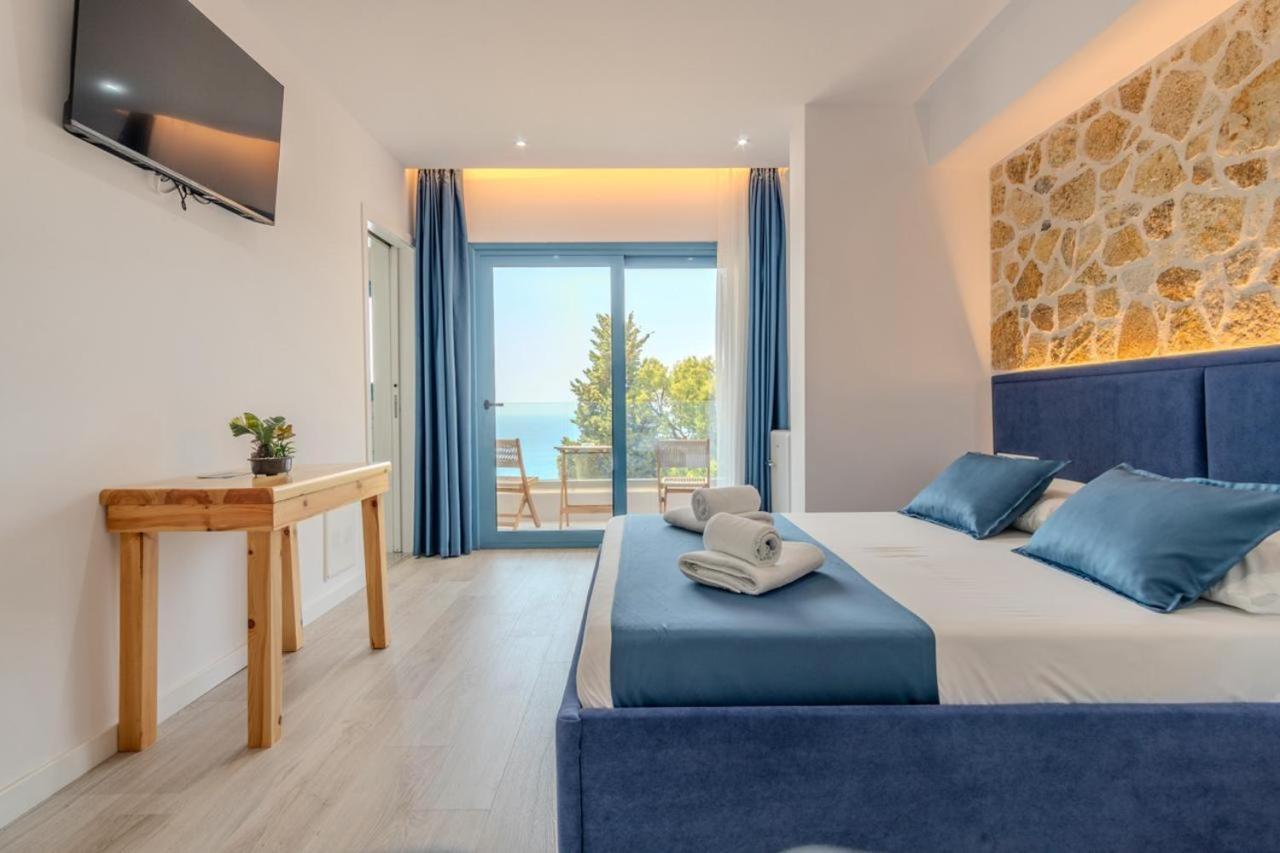 Alex Boutique Hotel Himare Esterno foto